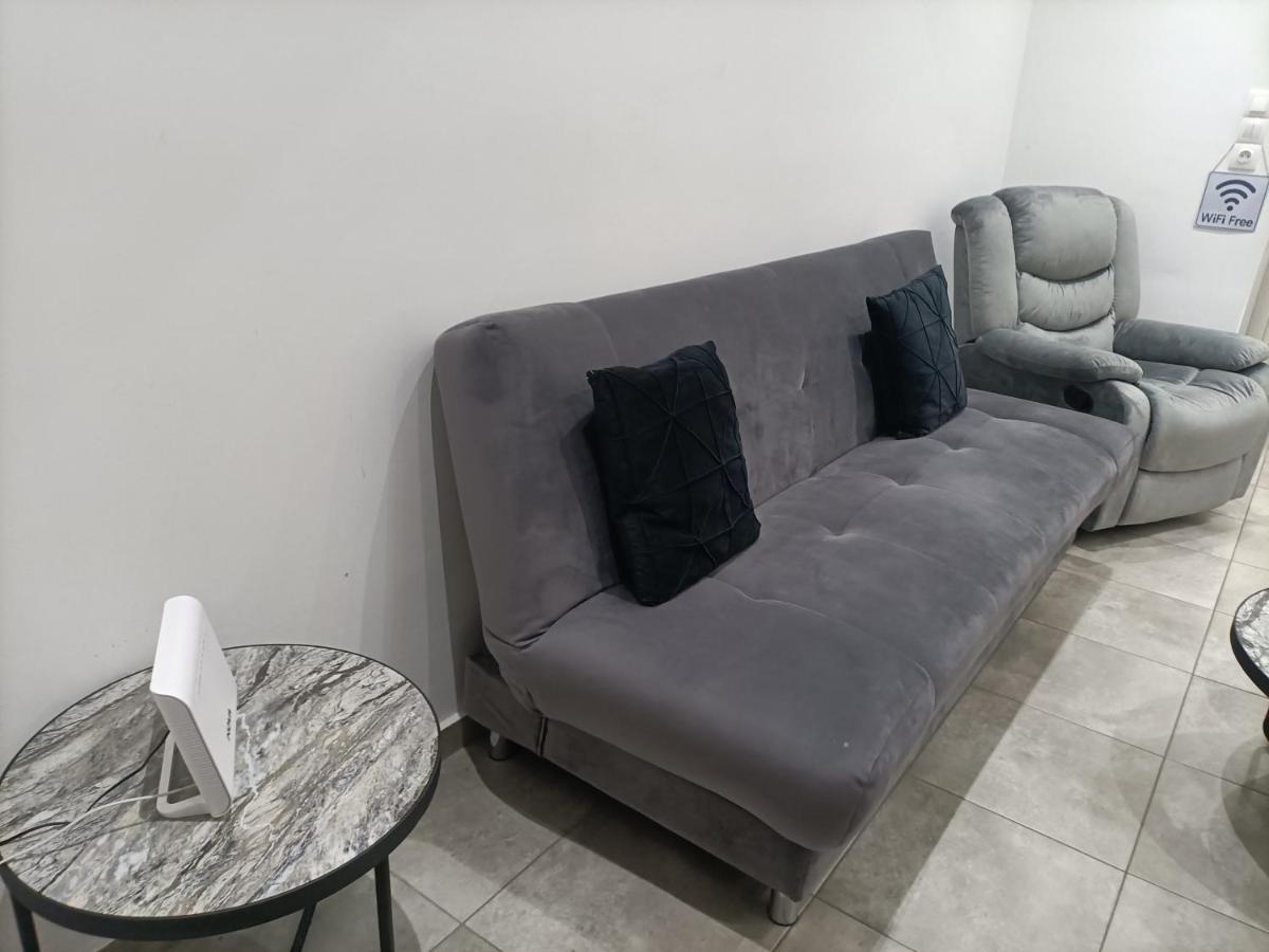 Travelers Tranquil & Chillout Apt Lägenhet Aten Exteriör bild