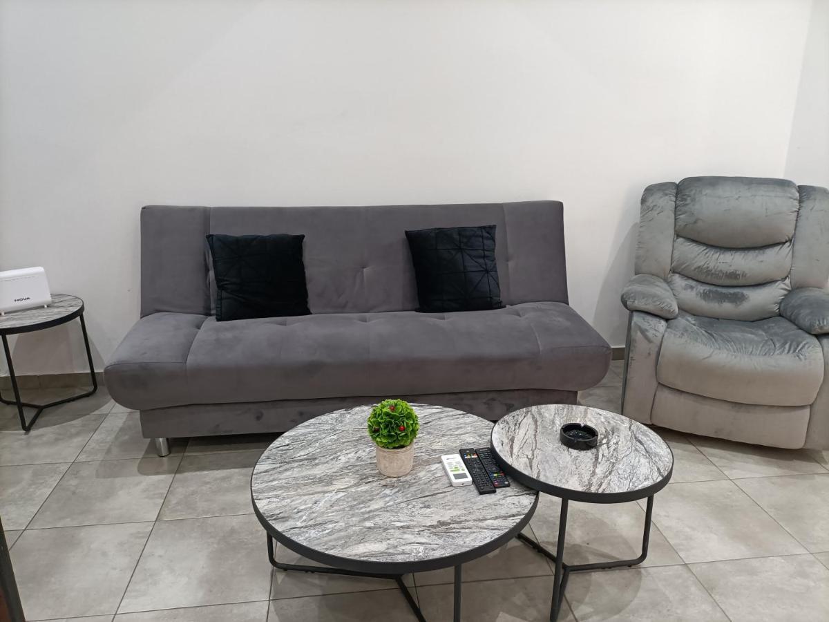 Travelers Tranquil & Chillout Apt Lägenhet Aten Exteriör bild